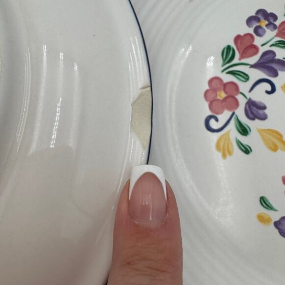 Vintage Salad Plates in Spectrum Floral by Japan 7.75" Set of 6 - Picture 6 of 7